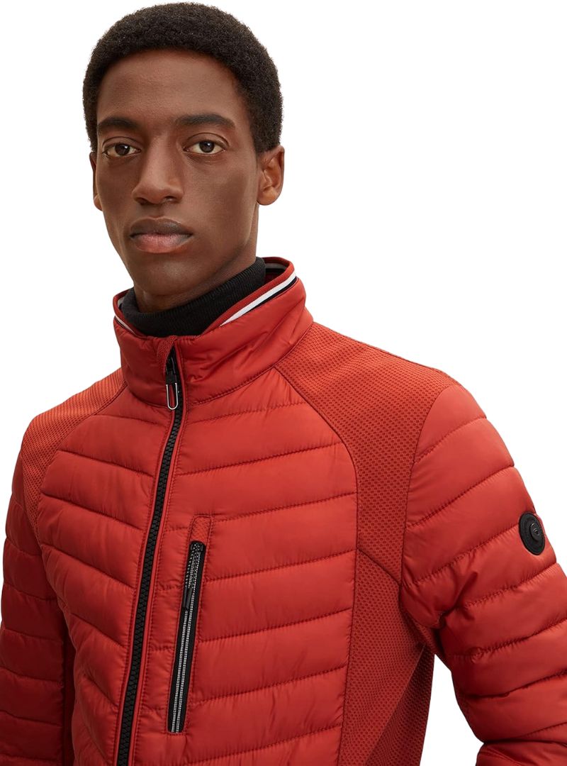 DETAILED LIGHT PUFFER JACKET