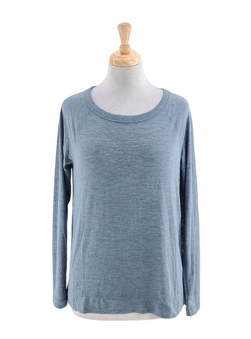 BASIC LONG SLEEVE KNIT TEE