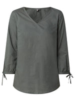 BASIC V-NECK BLOUSE