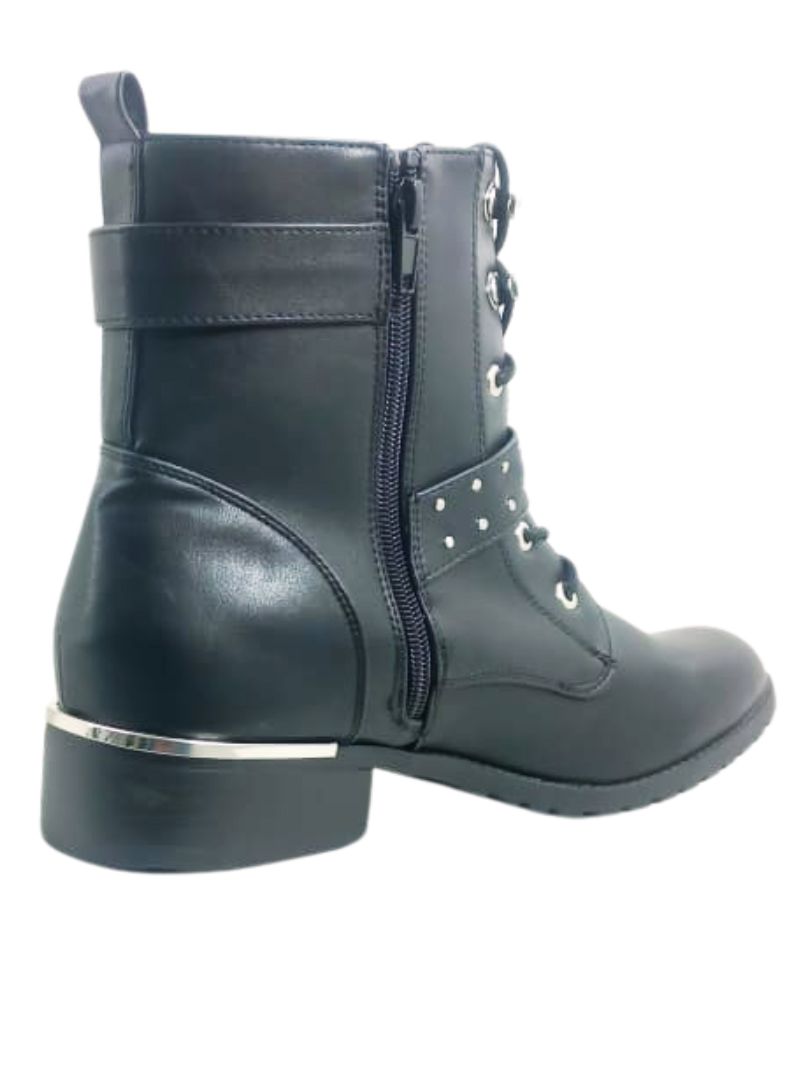 LACE UP ANKLE BOOT
