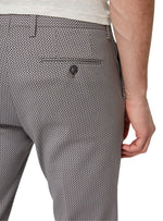 PATTERNED DETAILED FORMAL PANTS