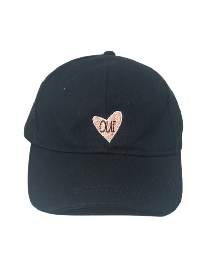 ''OUI'' HEART DETAILED CAP