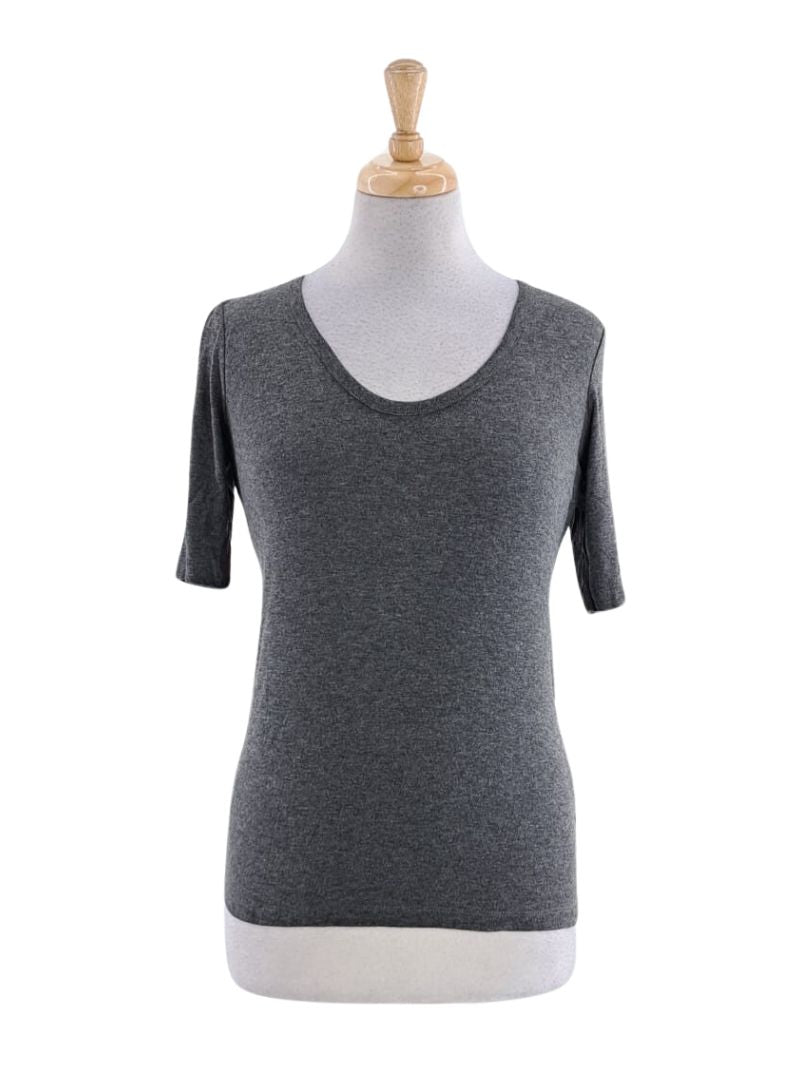 BASIC ROUND NECK TEE