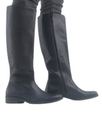 GENUINE LEATHER STITCH DETAIL BOOTS
