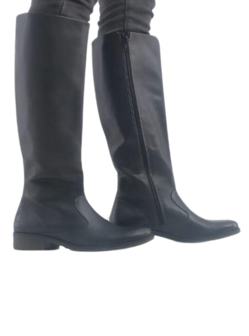 GENUINE LEATHER STITCH DETAIL BOOTS