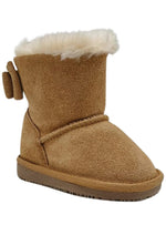 FLUFFY WINTER BOOTS