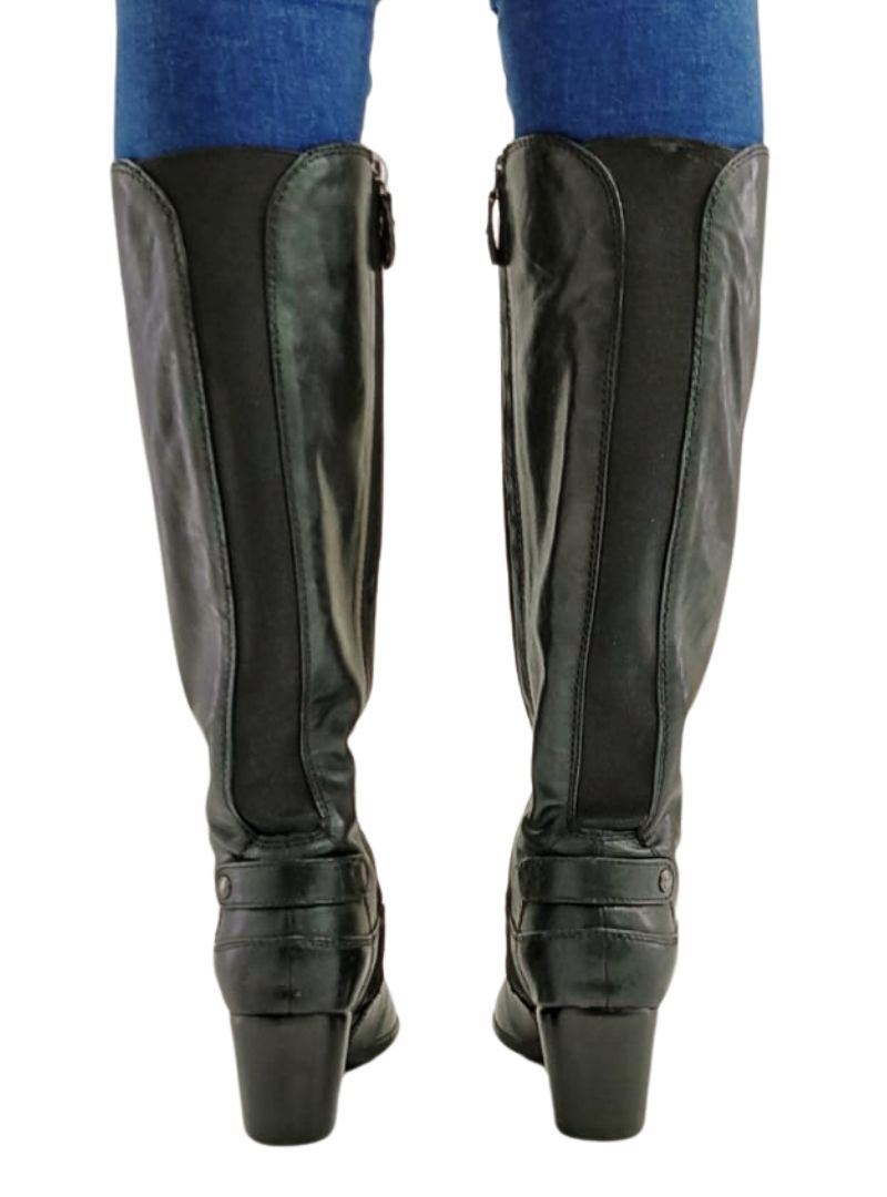 LEATHER HEELED BOOTS