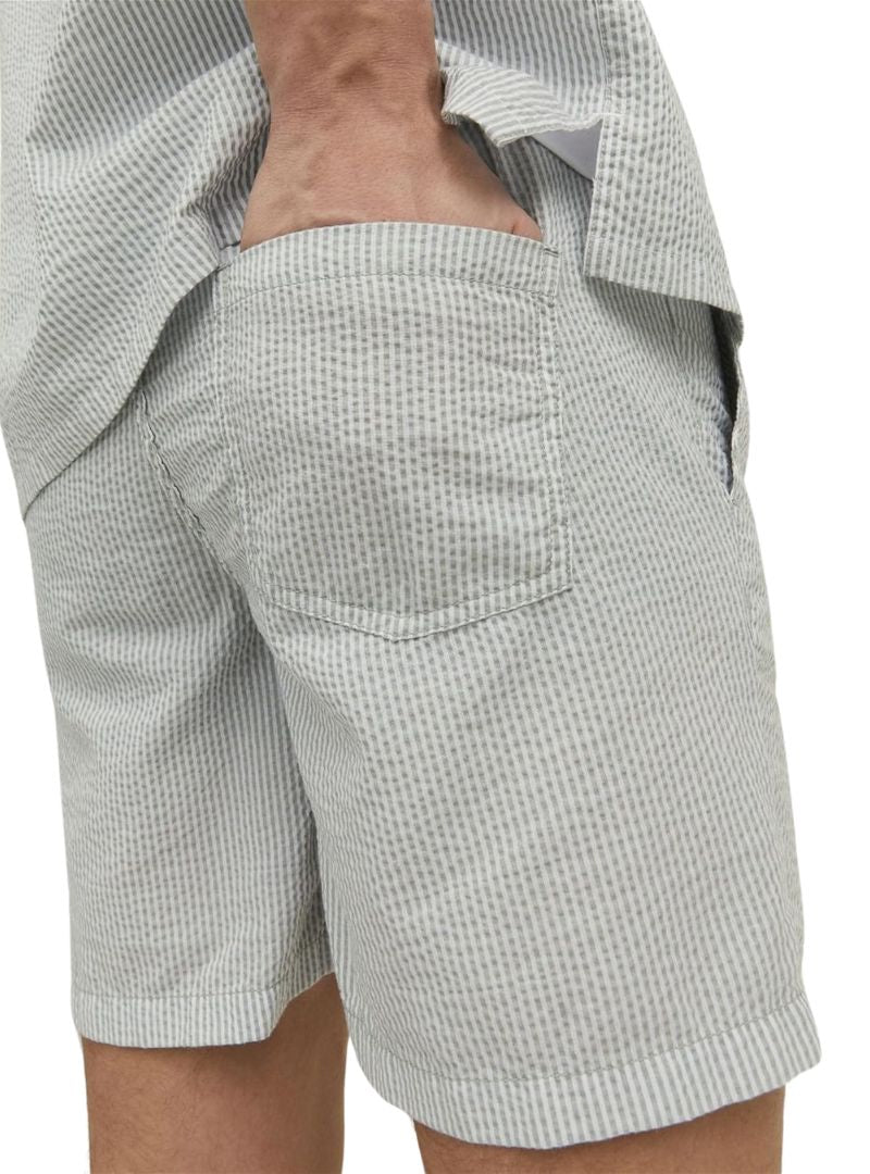 DETAILED STRIPED SHORTS