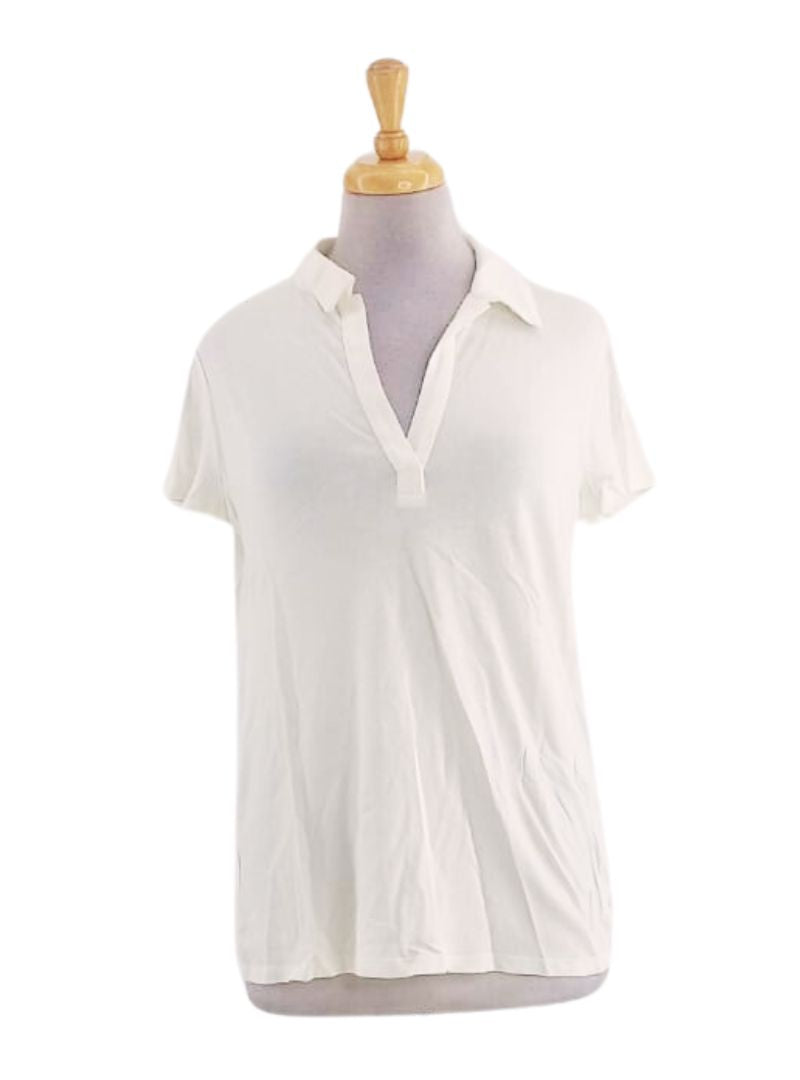 V NECK COLLAR TSHIRT