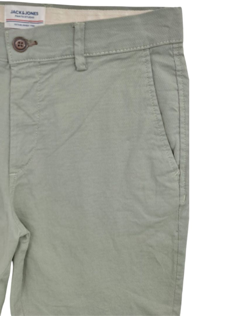 TEXTURED CASUAL SHORTS