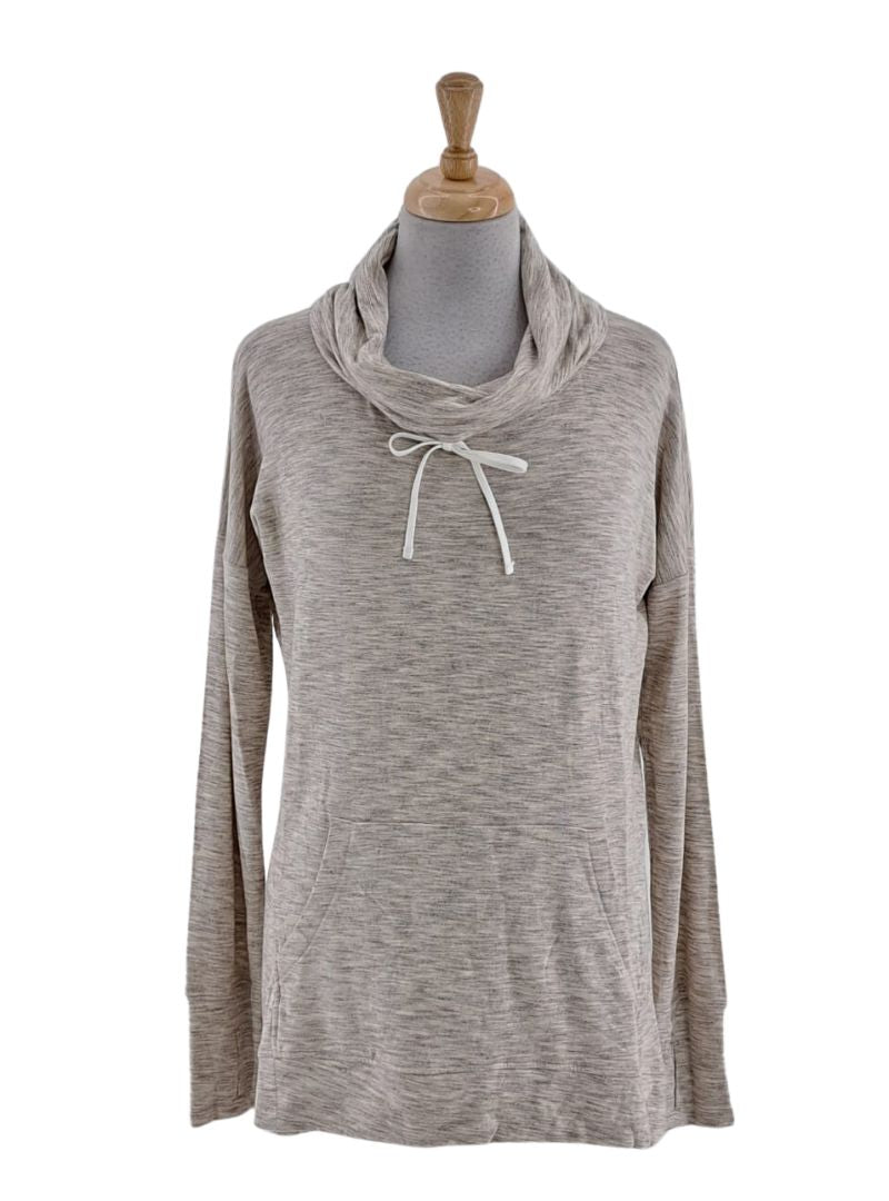 STRIPED DETAILED FLEECE TOP