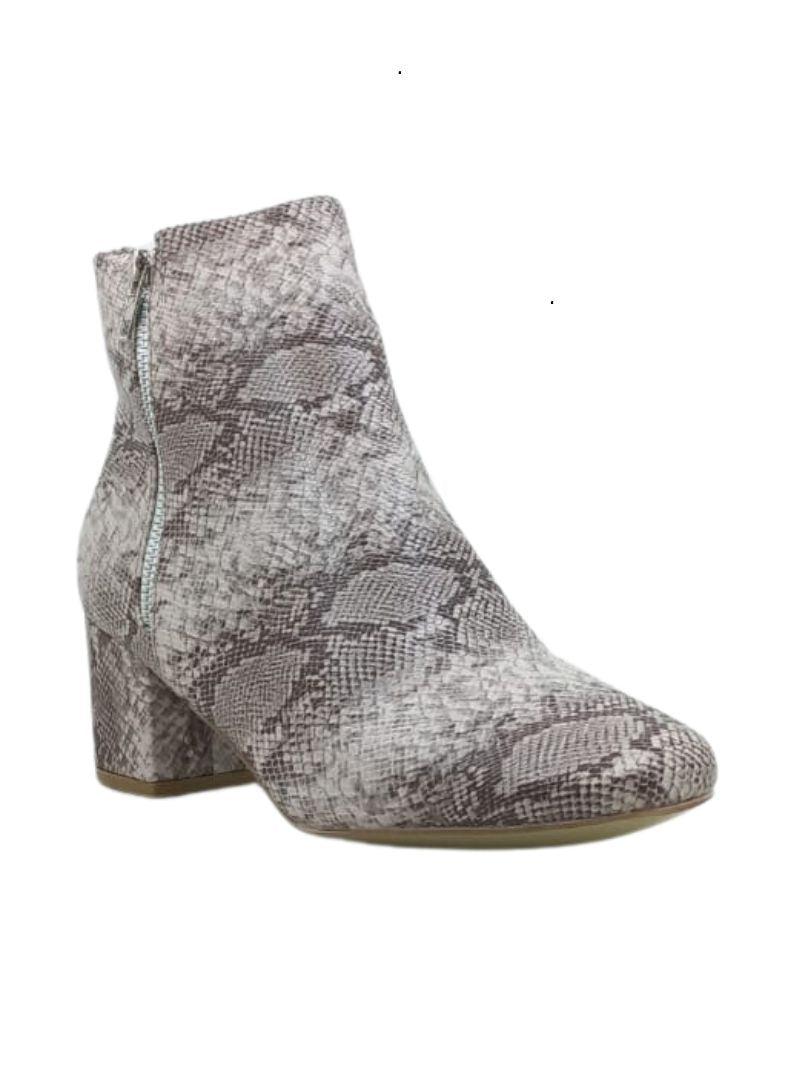 ANIMAL PRINT ANKLE BOOT