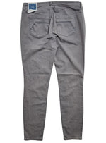 MIDDLE WAIST SLIM LEG JEAN