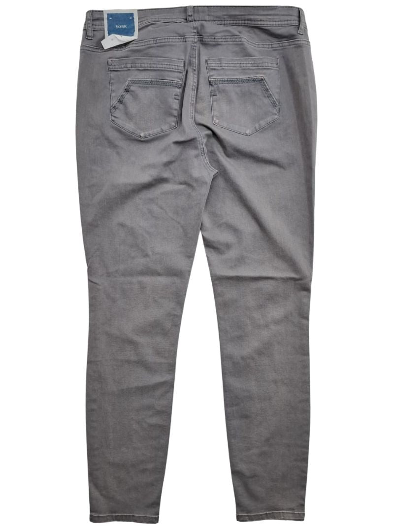 MIDDLE WAIST SLIM LEG JEAN
