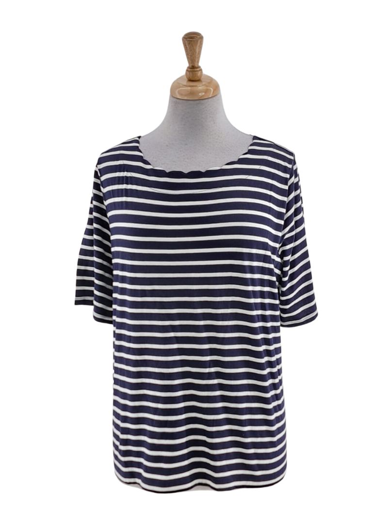 STRIPED DETAILED NECKLINE TEE