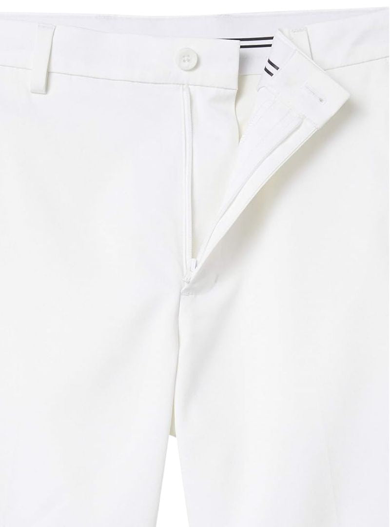 Amazon Essentials Men's Classic-Fit Stretch Golf Short - White