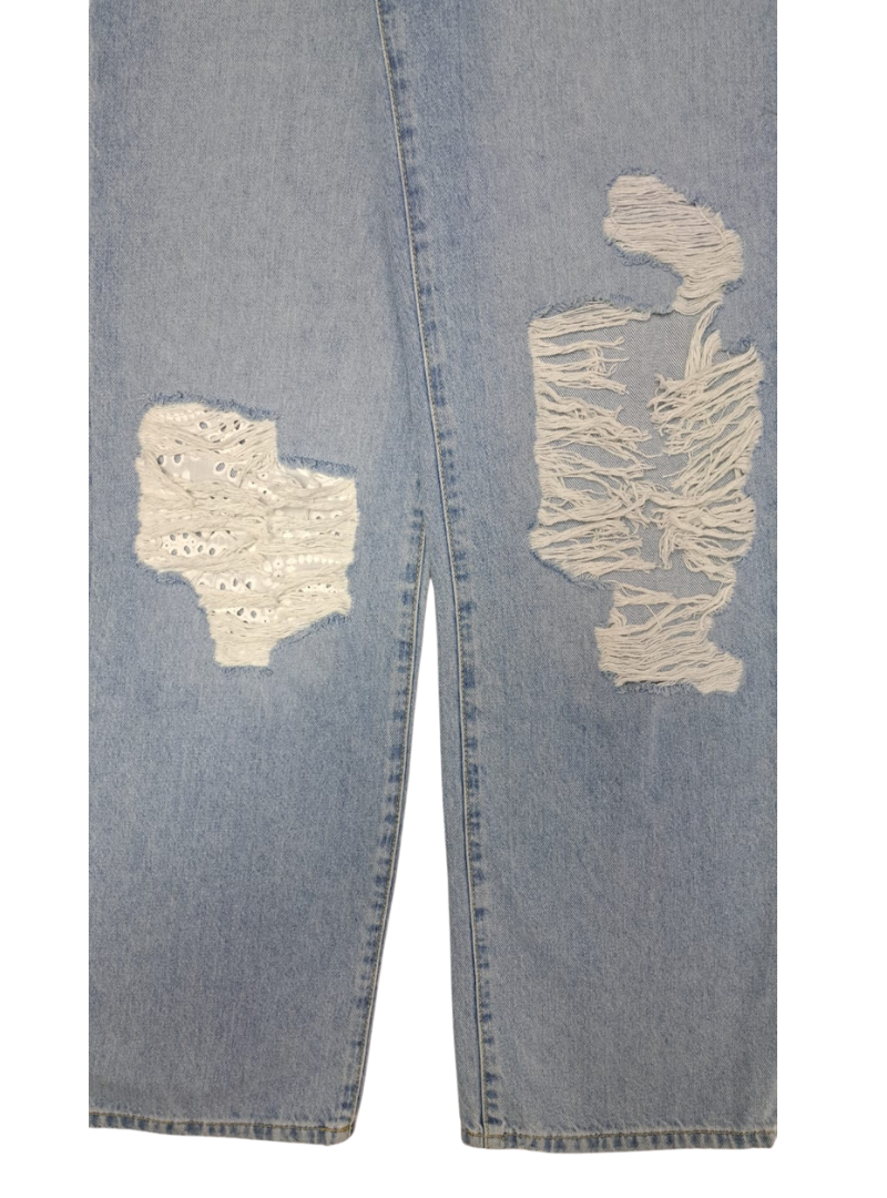 Forever 21 Ladies Ripped Jeans - Blue