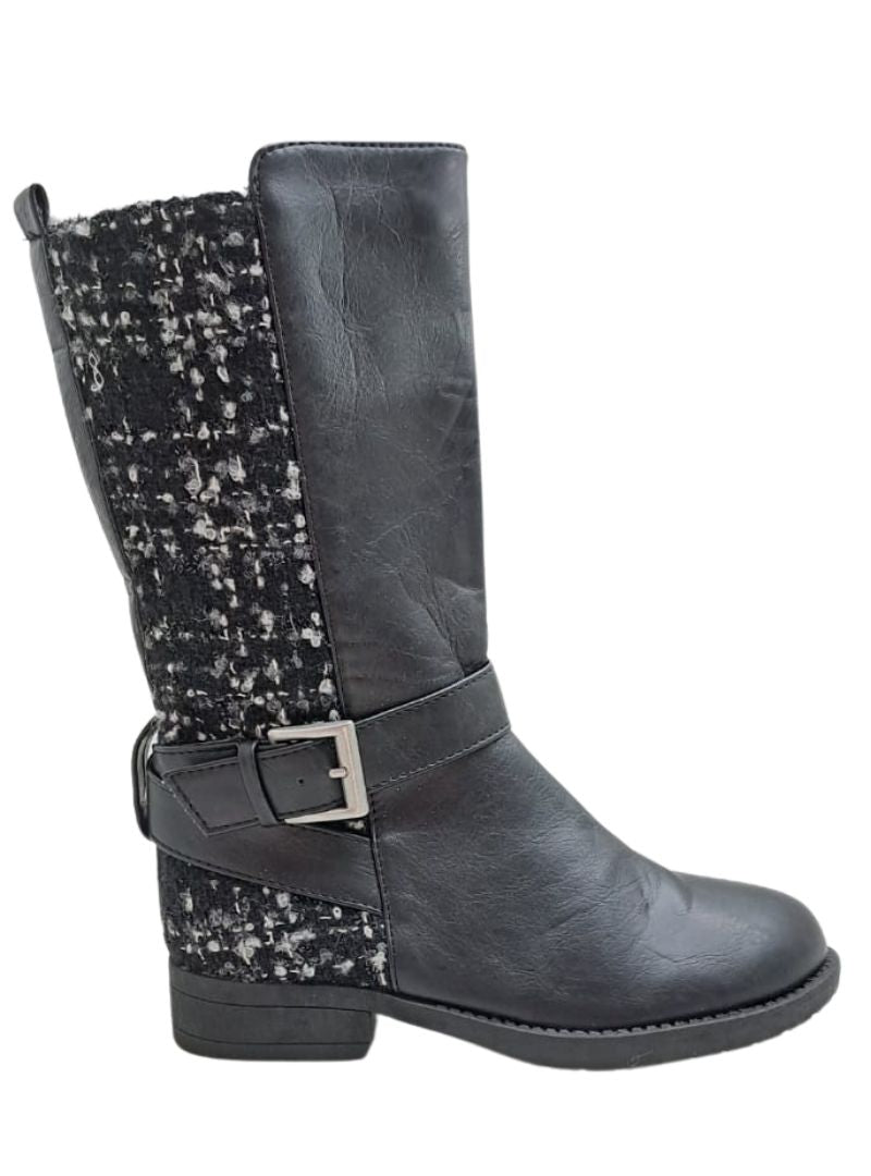 LONG DETAIL BUCKLE BOOT