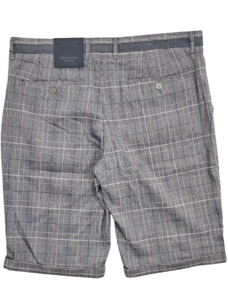 DETAILED CHECK SHORTS