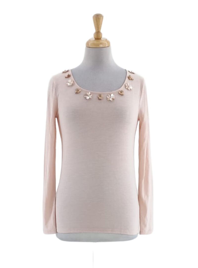 FLOWER TEXTURED FITTED LONG SLEEVE TOP