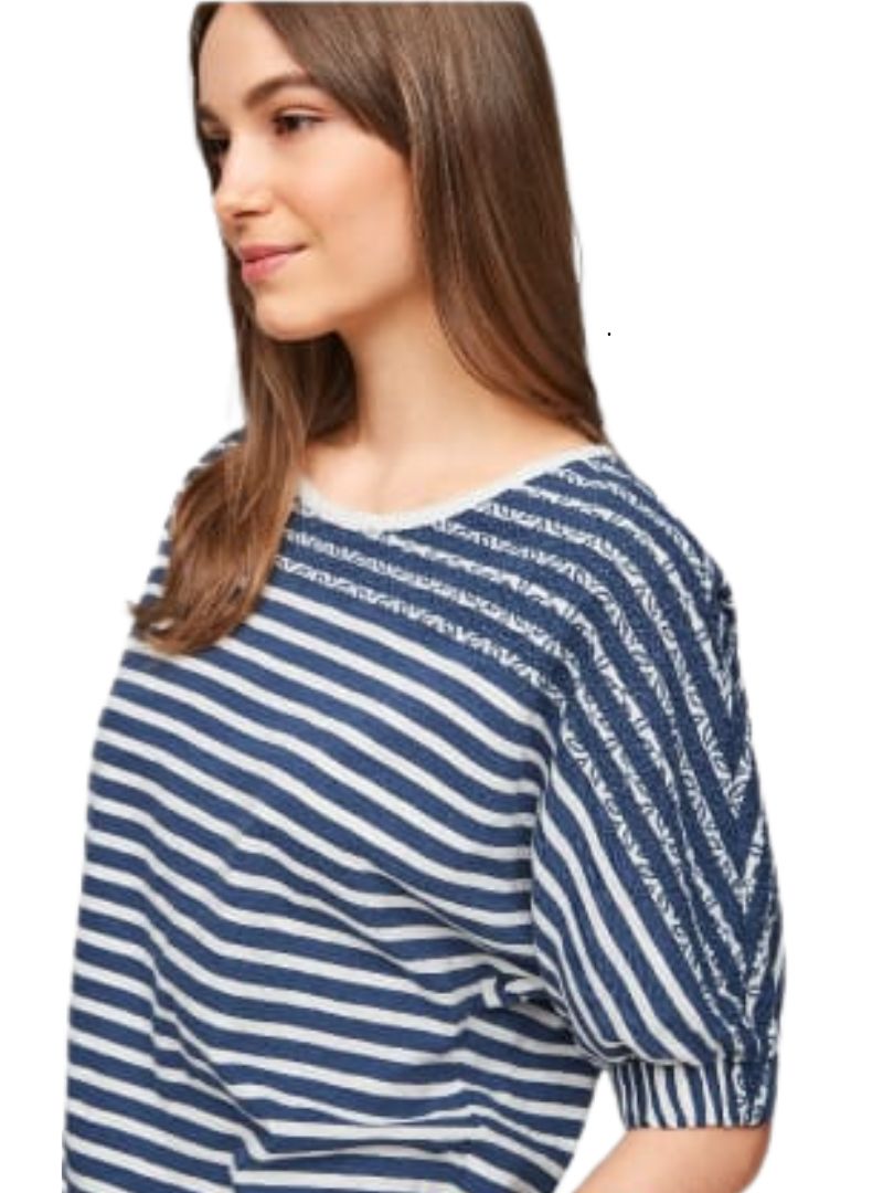 STRIPED DETAILED TSHIRT