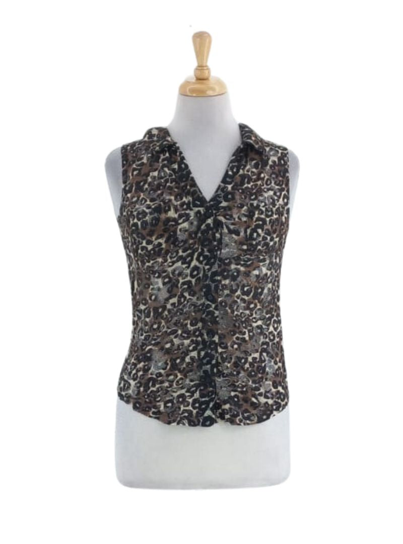 CUT OUT BUTTON UP ANIMAL PRINT TOP