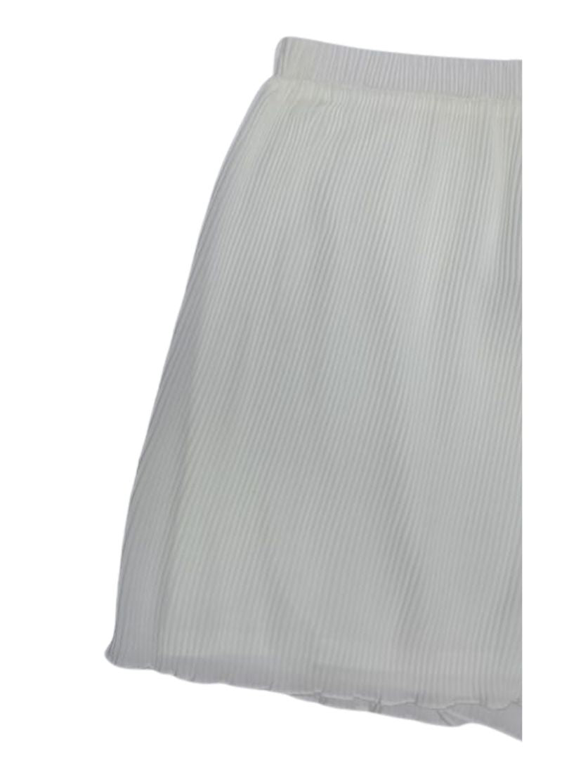 Leger Ladies Pleated Casual Short - White