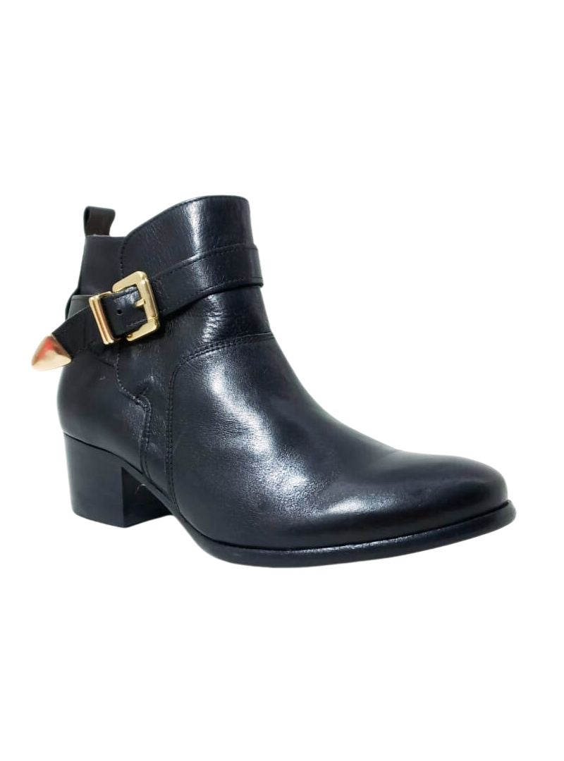 BUCKLE DETAIL ANKLE BOOTS