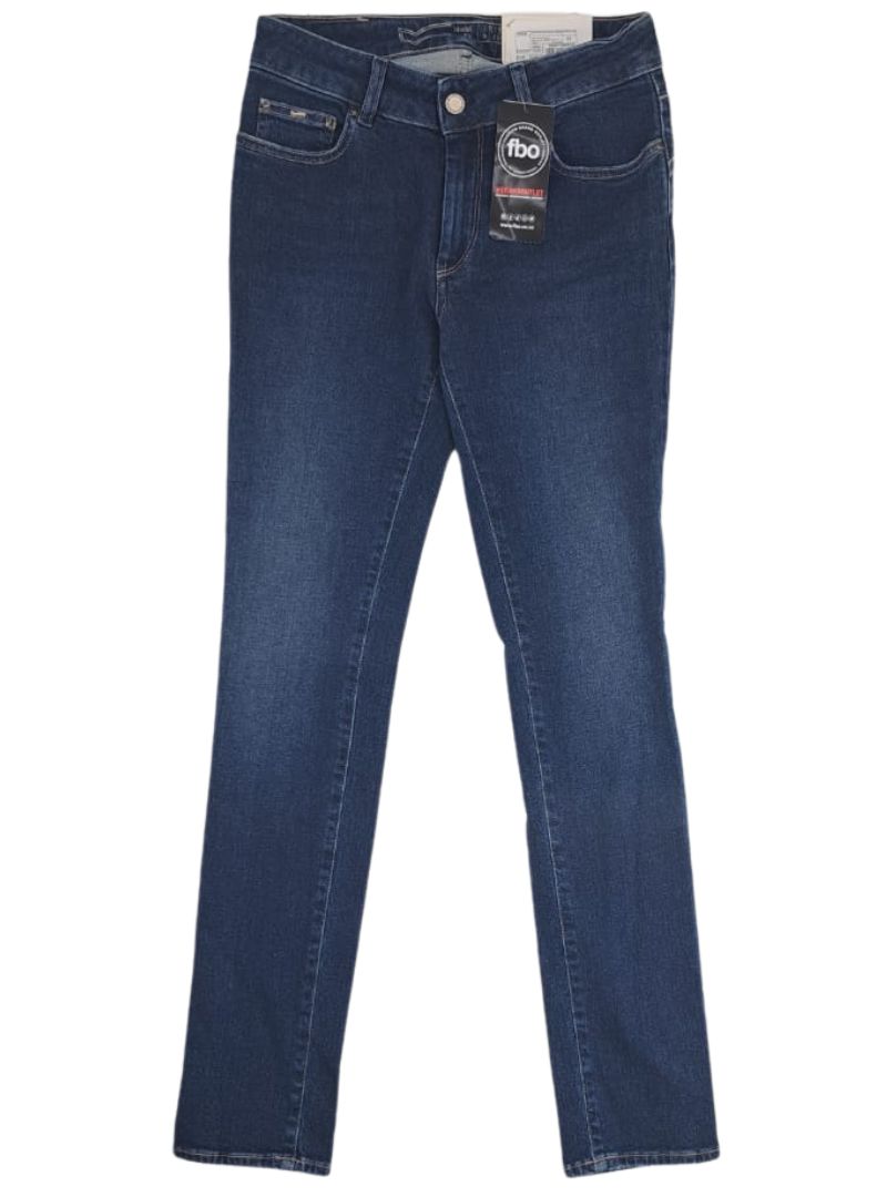 STRAIGHT JEANS