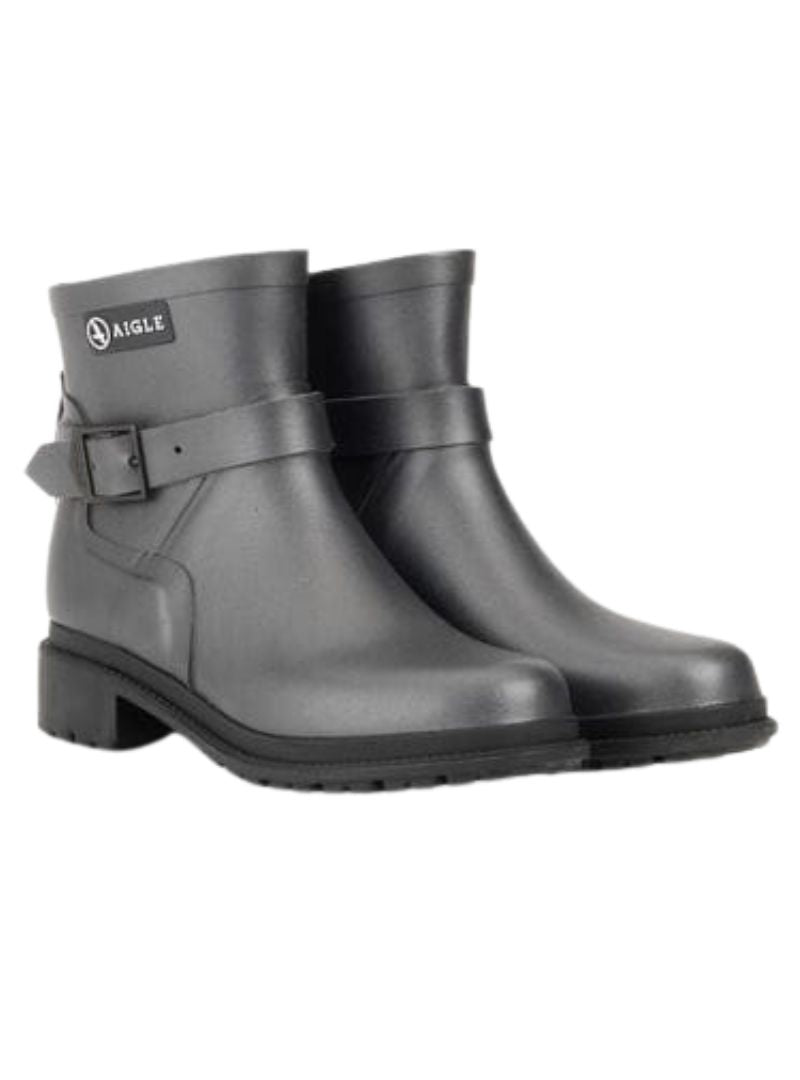 ANKLE LENGTH RAIN BOOTS