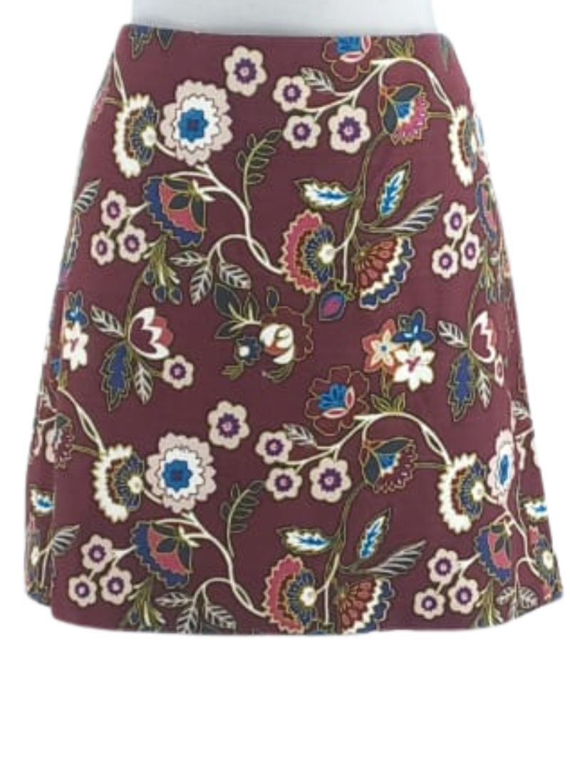 TEXTURED FLORAL DETAILED SKIRT