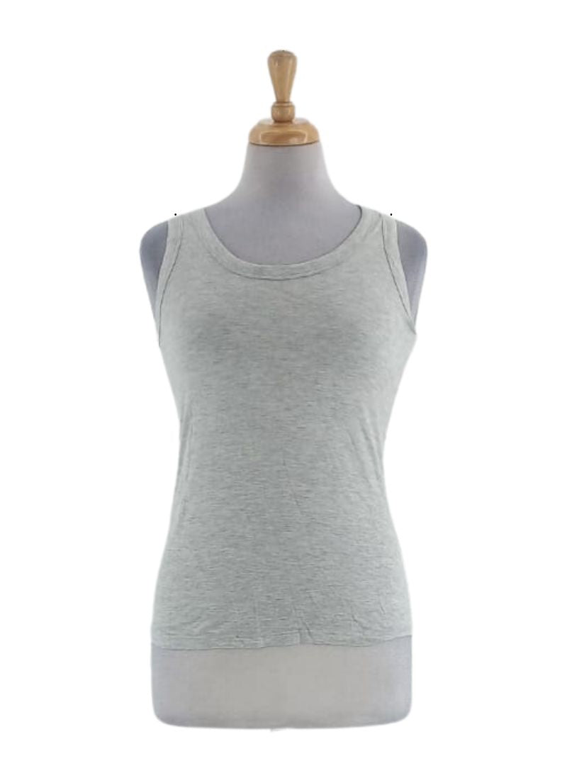 BASIC SLEEVELESS TEE