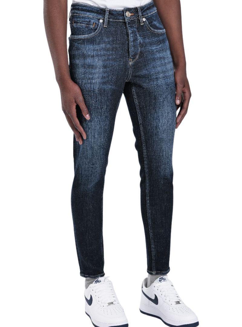 BASIC SKINNY FIT DENIM JEANS