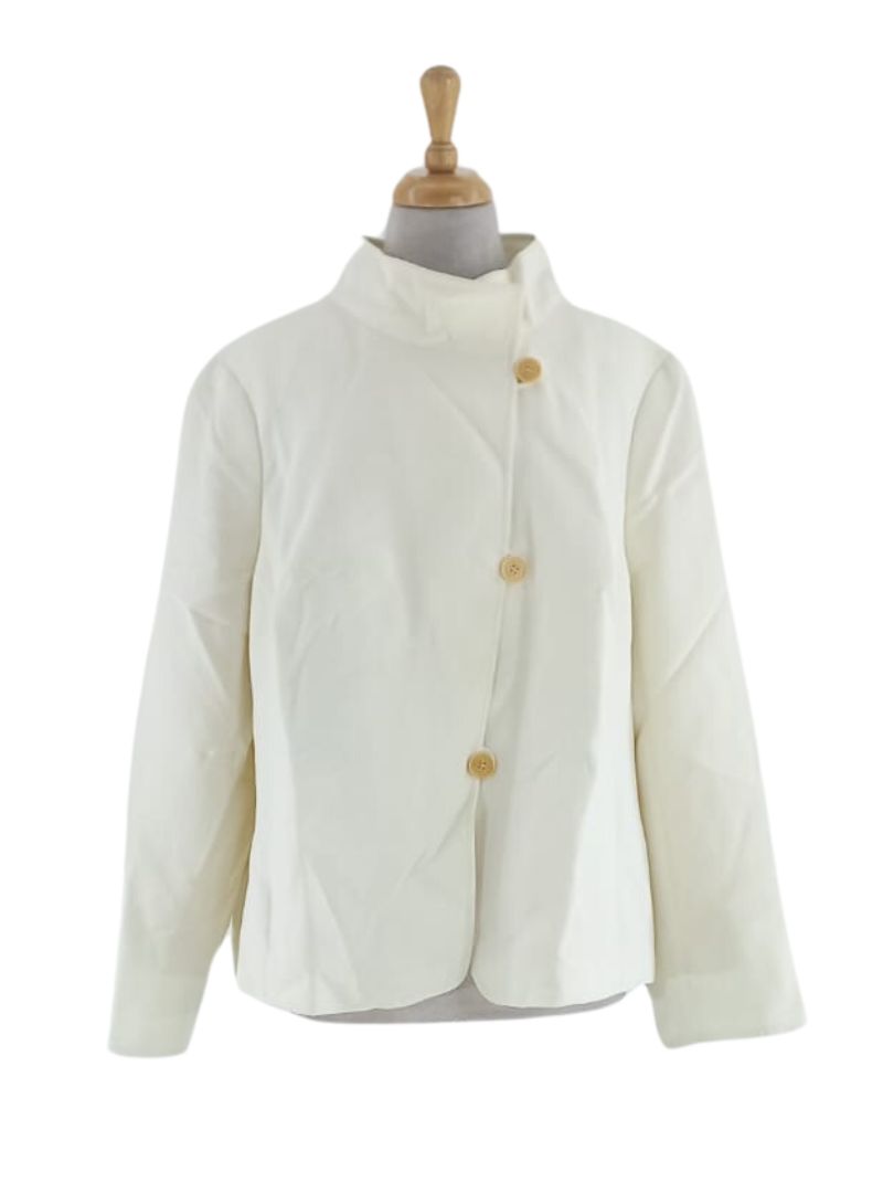 ROUND NECK BUTTONED JACKET