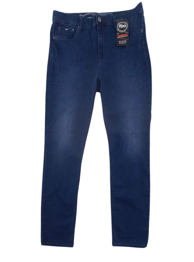 BRANDED DENIM JEGGING