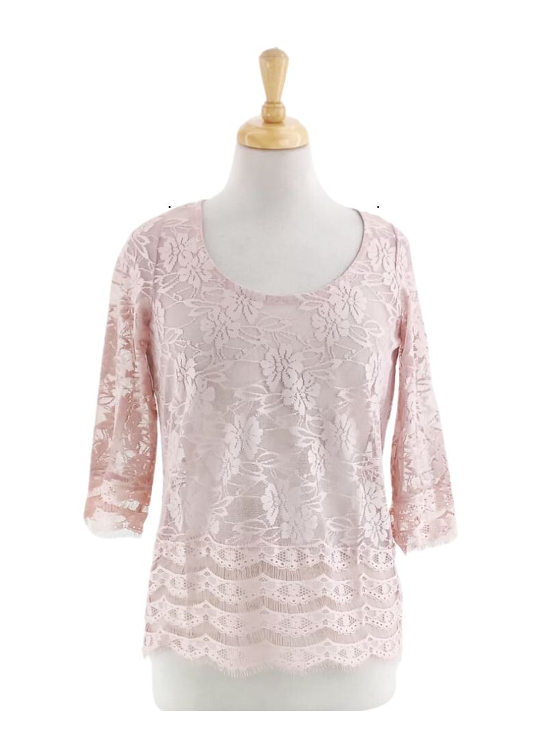 FLORAL LACE BLOUSE