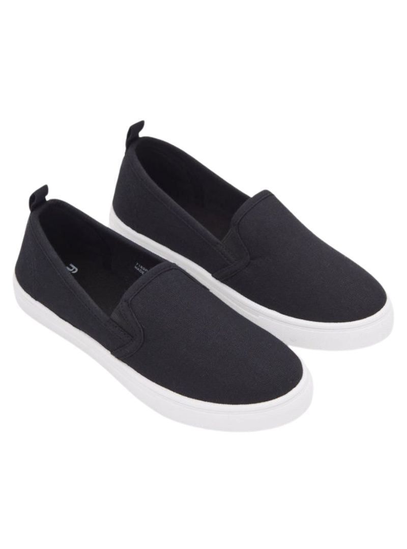 BASIC SLIP ON SHOE