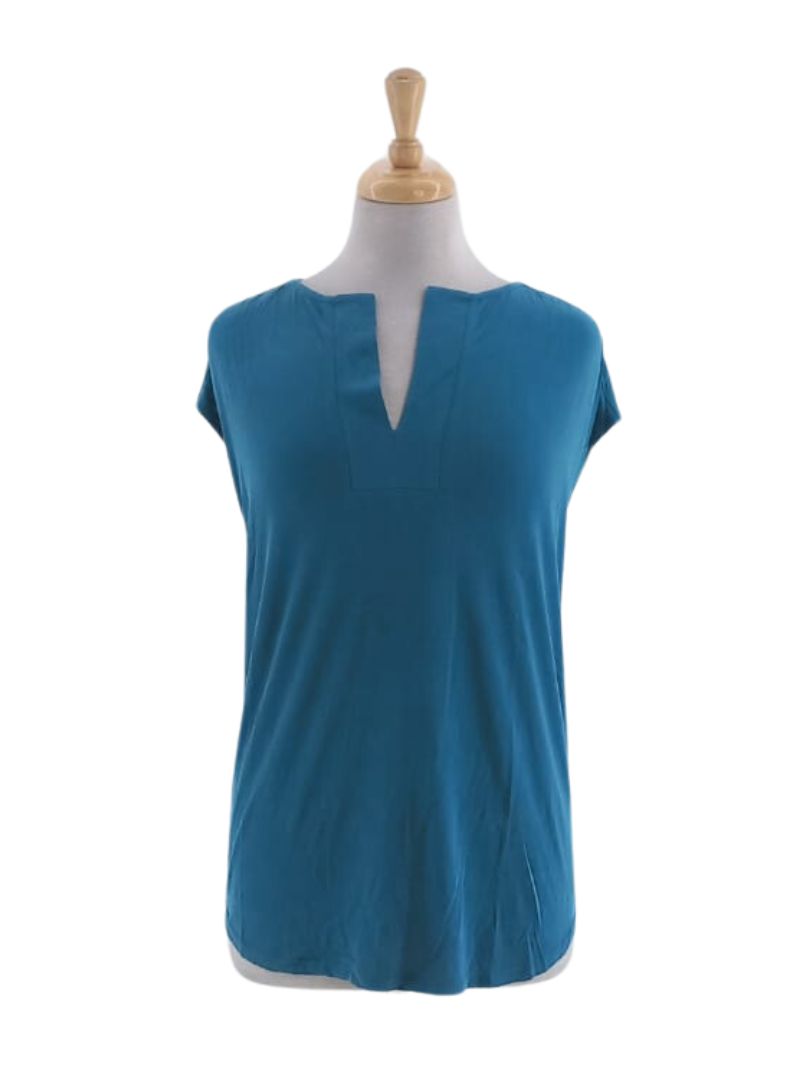 BASIC SOLID V-NECK TOP