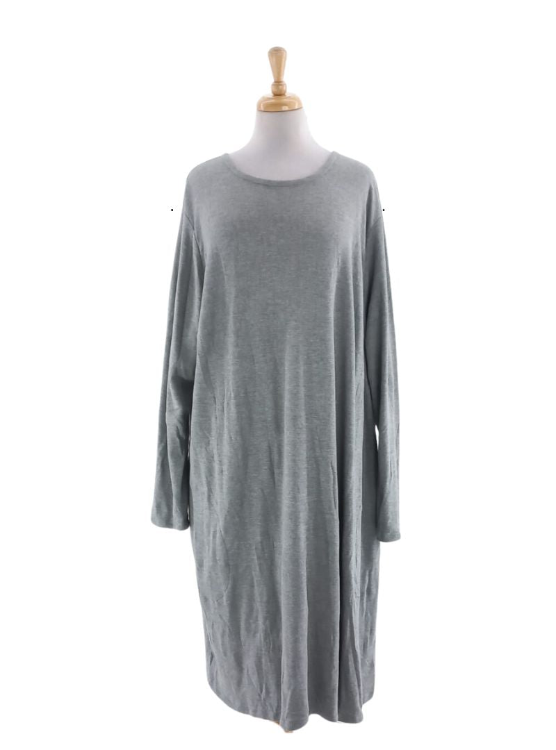 RELAXED LONG SLEEVE KNIT DRESS