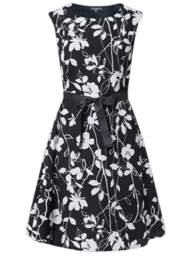 DETAILED DRESS WITH BELT