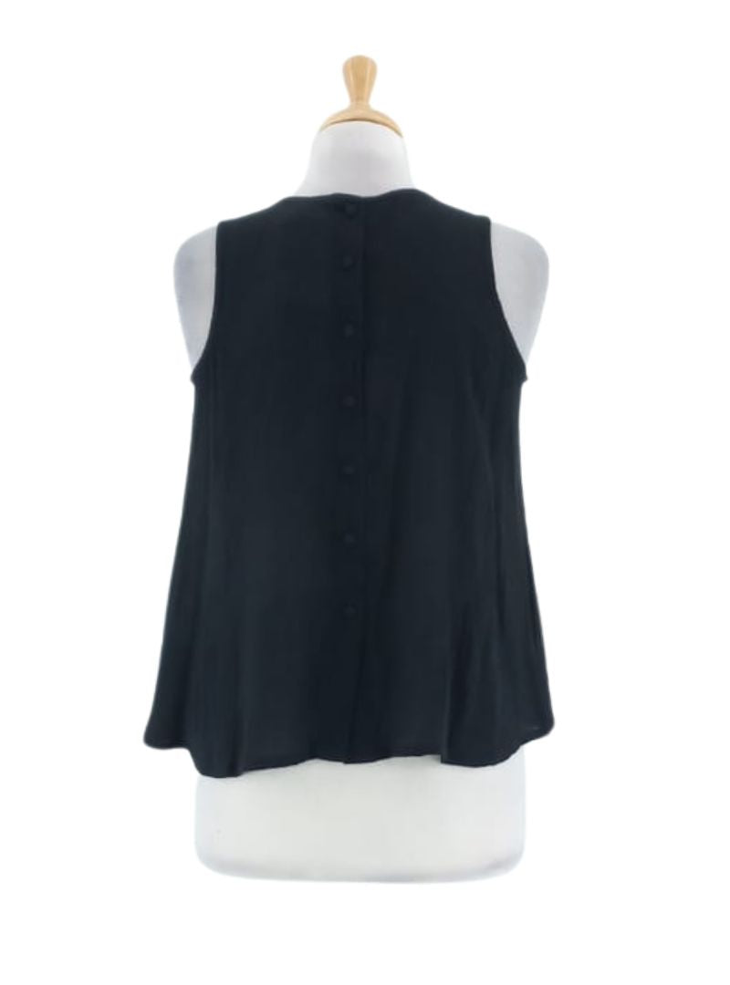 BUTTONED BACK SLEEVELESS FLARE BLOUSE