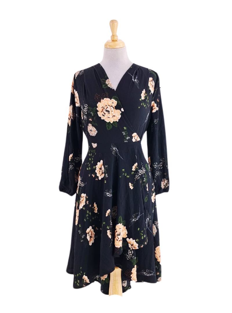 FLORAL PRINT WRAP DRESS