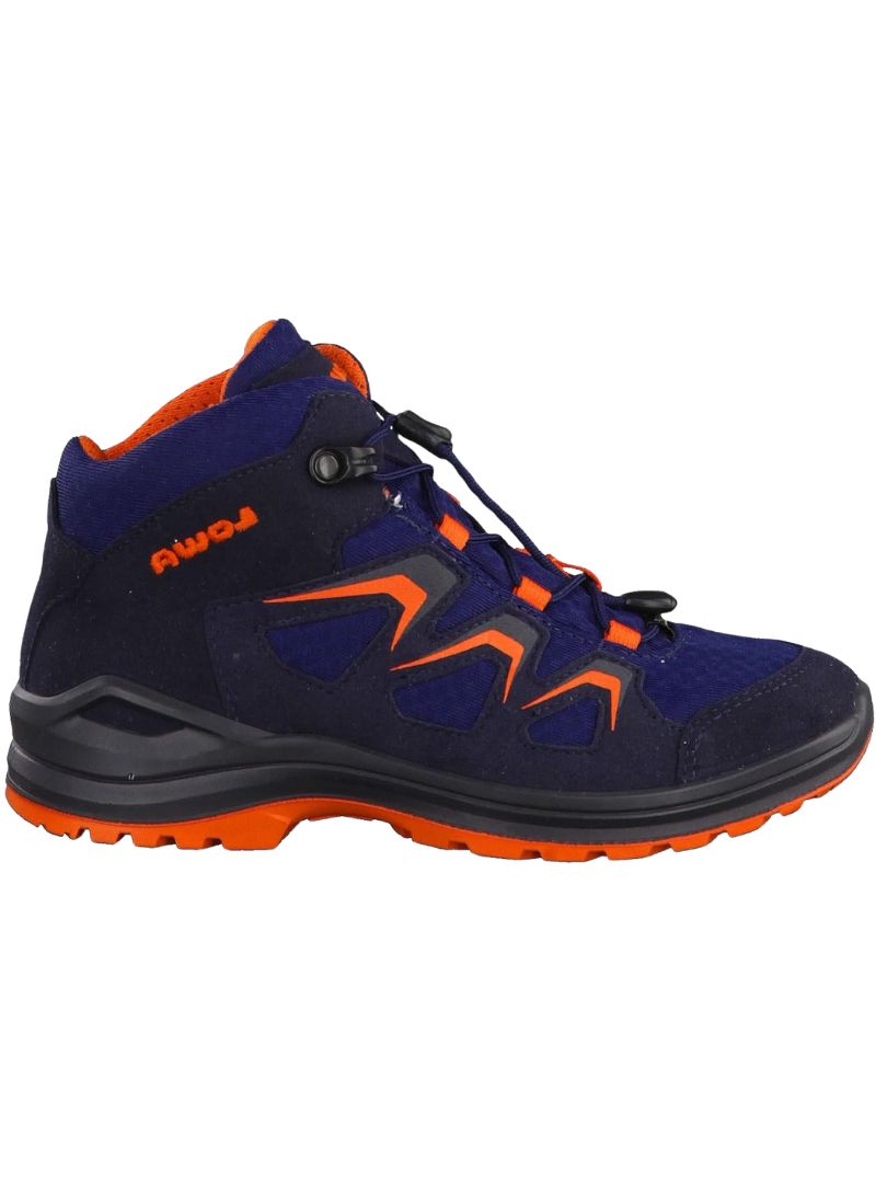 ANKLE LENGTH HIKING SHOES